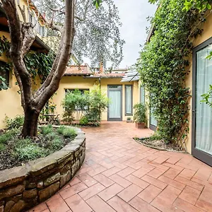  Appartement Cortile Santa Monaca