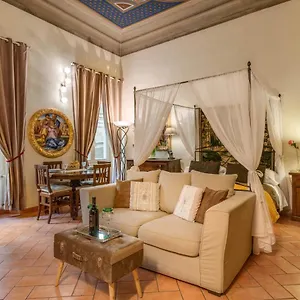  Apartament Dante States