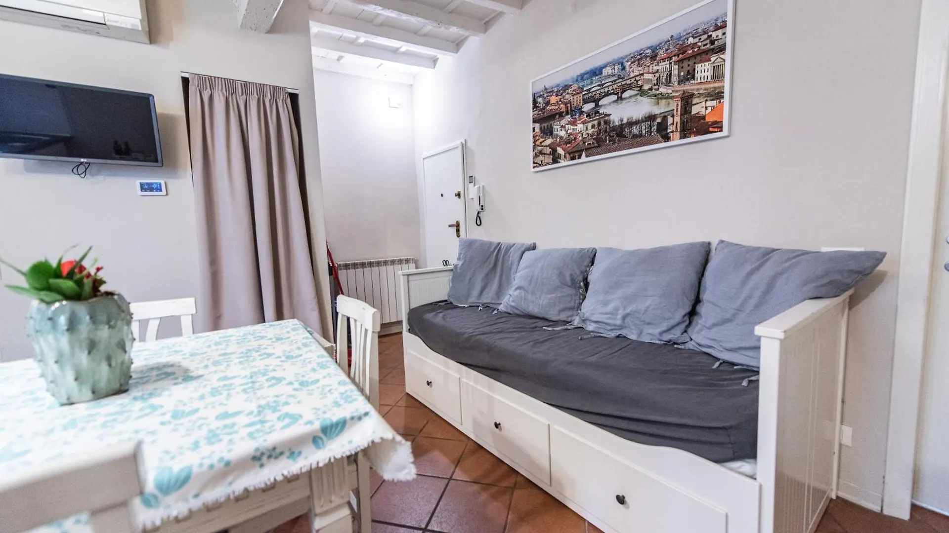 Appartamento Nel Cuore Dell'Oltrarno Florence 0*,  Italy